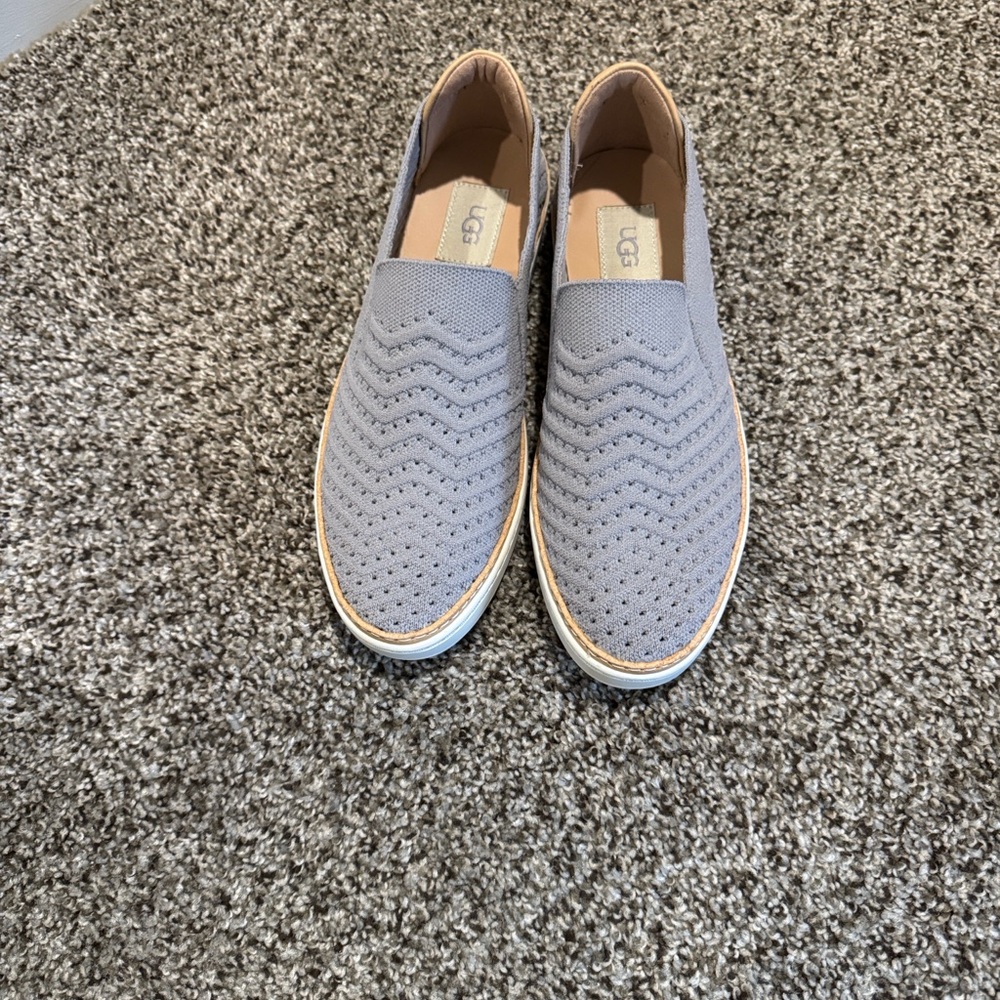 UGG Sammy SlipOn